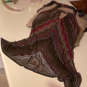 Allen B Silky and smooth and beautiful earth tone color top size L 🥰